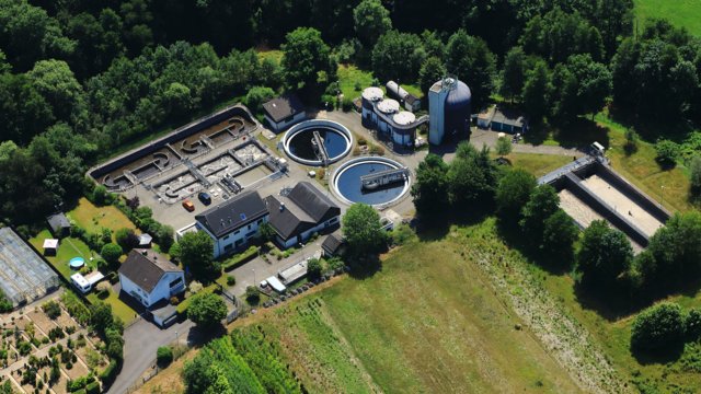 Kläranlage Odenthal (Foto: Peter Sondermann, 2020) Kläranlage Odenthal (Foto: Peter Sondermann, 2020)